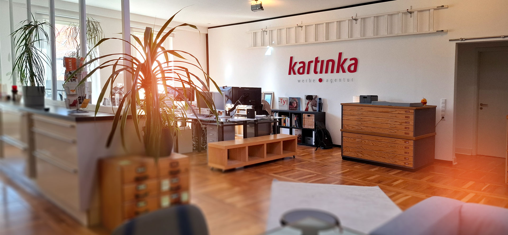 Agentur kartinka im neuen Standort