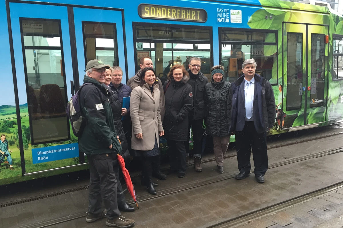 Einweihung der Themenjahr - Straßenbahn in Jena