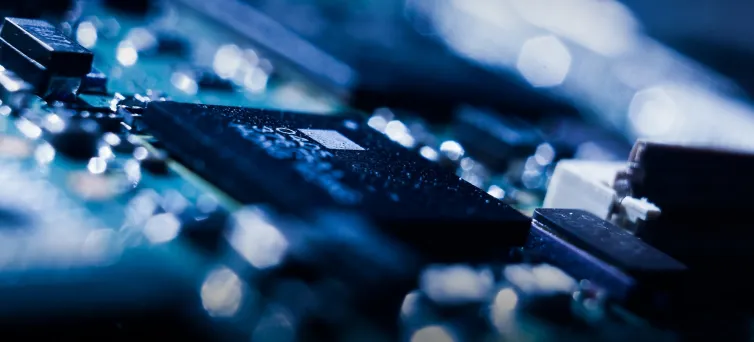 Zusammenarbeit mit Kirchhoff